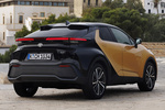 Toyota C-HR 200H Premiere Edition Todo terreno Bitono Sulfur Exterior Posterior-Lateral 5 puertas