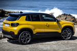 Jeep Avenger BEV 115 kW (156 CV) First Edition BEV Todo terreno Sun + Volcano Exterior Posterior-Lateral 5 puertas