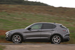 Alfa Romeo Stelvio 2.0 Turbo 206 kW (280 CV) Q4 Veloce Todo terreno Gris Vesuvio Exterior Lateral 5 puertas