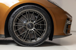 Porsche Panamera Turbo E-Hybrid Turbo E-Hybrid Turismo Madeira Gold Metallic Exterior Llanta 5 puertas