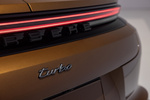 Porsche Panamera Turbo E-Hybrid Turbo E-Hybrid Turismo Madeira Gold Metallic Exterior Pilotos 5 puertas