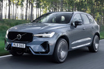 Volvo XC60 Recharge PHEV T8 eAWD PHEV Polestar Engineered Todo terreno Gris Trueno Exterior Frontal-Lateral 5 puertas