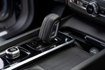 Volvo XC60 Recharge PHEV T8 eAWD PHEV Polestar Engineered Todo terreno Interior Palanca de Cambios 5 puertas