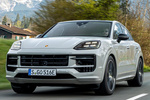 Porsche Cayenne Gama E-Hybrid Coup&eacute; Gama E-Hybrid Coup&eacute; Todo terreno Cray&oacute;n Exterior Frontal-Lateral 5 puertas