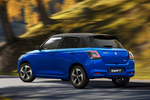 Suzuki Swift 1.2 Mild Hybrid Gama Swift Turismo Frontier Blue Perlado con Techo Negro Exterior Lateral-Posterior 5 puertas