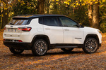 Jeep Compass Gama e-Hybrid 2024 Gama e-Hybrid 2024 Todo terreno Blanco Alpine Exterior Posterior-Lateral 5 puertas