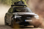 Audi Q8 55 e-tron quattro edition Dakar e-tron edition Dakar Todo terreno Negro Mitos Metalizado Exterior Lateral-Frontal 5 puertas