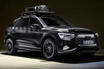 Audi Q8 55 e-tron quattro edition Dakar e-tron edition Dakar Todo terreno Negro Mitos Metalizado Exterior Lateral-Frontal 5 puertas