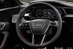Audi Q8 55 e-tron quattro edition Dakar e-tron edition Dakar Todo terreno Interior Volante 5 puertas