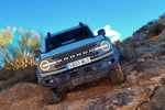 Ford Bronco 2.7 EcoBoost V6 335cv Auto 4x4 inteligente Badlands Todo terreno Gris Fighter Jet Exterior Frontal 5 puertas
