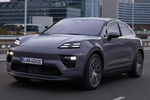 Porsche Macan 4 4 Todo terreno Cooper Ruby Metalizado Exterior Frontal-Lateral 5 puertas