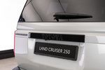 Toyota Land Cruiser 250 2.8D VX 250 VX Todo terreno Blanco Perlado Iceberg Exterior Posterior 5 puertas