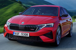Skoda Octavia Gama RS RS Turismo Rojo Velvet Metalizado Exterior Lateral-Frontal 5 puertas