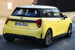 MINI MINI Cooper E Cooper E Turismo Sunny Side Yellow Exterior Posterior-Lateral 3 puertas