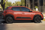 Dacia Spring Electric 65 (48 kW) Extreme Todo terreno Brick Red Exterior Lateral 5 puertas