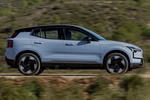 Volvo EX30 Gama EX30 Ultra (llantas 19") Todo terreno Cloud Blue Exterior Lateral 5 puertas
