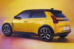 Renault 5 E-Tech 110 kW (150 CV) 52 kWh iconic Cinq Turismo Amarillo Pop! con Techo Negro Exterior Lateral-Posterior 5 puertas