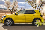Volkswagen T-Cross Gama T-Cross R-Line Todo terreno Amarillo Chilloo&oacute;n Exterior Lateral 5 puertas