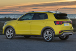 Volkswagen T-Cross Gama T-Cross R-Line Todo terreno Amarillo Chilloo&oacute;n Exterior Lateral-Posterior 5 puertas