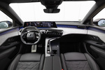 Peugeot 3008 El&eacute;ctrico 157 kW GT con Cuero Nappa Negro E-3008 Todo terreno Interior Salpicadero 5 puertas