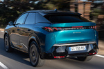 Peugeot 3008 El&eacute;ctrico 157 kW GT E-3008 Todo terreno Azul Obsession Exterior Lateral-Posterior 5 puertas