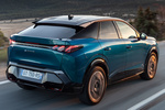 Peugeot 3008 El&eacute;ctrico 157 kW GT E-3008 Todo terreno Azul Obsession Exterior Posterior-Lateral 5 puertas