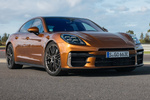 Porsche Panamera Turbo E-Hybrid Turbo E-Hybrid Turismo Madeira Gold Metallic Exterior Lateral-Frontal 5 puertas