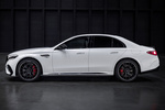 Mercedes-Benz Clase E AMG E 53 HYBRID 4MATIC+ AMG E 53 HYBRID 4MATIC+ Turismo Opalite White Magno Exterior Lateral 4 puertas