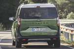 Ford Tourneo Courier 1.0 EcoBoost 125 CV Active Veh&iacute;culo comercial Verde Bursting Exterior Posterior 5 puertas