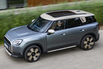 MINI MINI Countryman  C Favoured C Favoured Todo terreno Smokey Green con Techo Plata Exterior Cenital-Frontal-Lateral 5 puertas