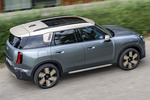 MINI MINI Countryman  C Favoured C Favoured Todo terreno Smokey Green con Techo Plata Exterior Cenital-Lateral-Posterior 5 puertas