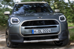 MINI MINI Countryman  C Favoured C Favoured Todo terreno Smokey Green con Techo Plata Exterior Frontal 5 puertas