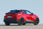 Toyota C-HR 200H AWD-i GR Sport Todo terreno Rojo Emoci&oacute;n Exterior Posterior-Lateral 5 puertas