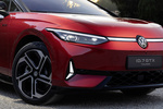 Volkswagen ID.7 GTX Tourer GTX Tourer Turismo familiar Rojo Intenso Metalizado Negro Exterior Frontal 5 puertas