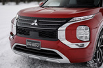 Mitsubishi Outlander PHEV 4WD Kaiteki PHEV Todo terreno Rojo Diamante Exterior Frontal 5 puertas