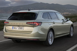 Skoda Superb Gama Superb Combi Selection con Paq. Cromo Combi Turismo familiar Beige Ice Tea Metalizado Exterior Posterior-Lateral 5 puertas