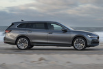 Skoda Superb L&K Combi L&K Combi Turismo familiar Gris grafito metalizado Exterior Lateral 5 puertas