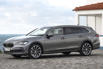Skoda Superb L&K Combi L&K Combi Turismo familiar Gris grafito metalizado Exterior Frontal-Lateral 5 puertas