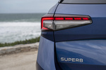 Skoda Superb iV Combi iV Combi Turismo familiar Azul Energy Exterior Pilotos 5 puertas