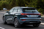Audi Q6 Q6 e-tron quattro Black line Todo terreno Azul Plasma Exterior Lateral-Posterior 5 puertas