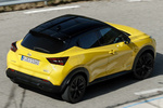 Nissan Juke Hybrid 105 kW (143 CV) IKON Todo terreno Kiiro + Black Exterior Cenital-Posterior-Lateral 5 puertas