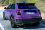 Abarth 600 600e Scorpionissima 600e Scorpionissima Todo terreno Hypnotic Purple Exterior Posterior-Lateral 5 puertas