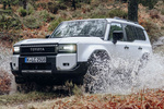 Toyota Land Cruiser 250 2.8D VX 250 VX Todo terreno Exterior Frontal-Lateral 5 puertas