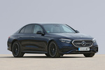 Mercedes-Benz Clase E 220 d AMG Line Advanced con Paq. Night Turismo Azul N&aacute;utico Exterior Lateral-Frontal 4 puertas