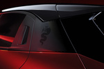Alfa Romeo Junior Elettrica 175 kW (240 CV) Elettrica Veloce Todo terreno Rojo Brera con Techo Negro Exterior Detalle 5 puertas