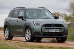 MINI MINI Countryman C Classic C Classic Todo terreno Smokey Green con Techo Negro Exterior Lateral-Frontal 5 puertas