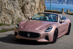 Maserati GranCabrio Folgore Folgore Descapotable Rose Gold Exterior Frontal-Lateral 2 puertas