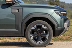 Dacia Duster TCe 130 4x4 Extreme 4x4 Todo terreno Verde Cedro Exterior Llanta 5 puertas