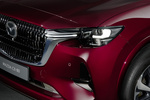 Mazda CX-80 E-Skyactiv PHEV AWD Takumi Plus PHEV Todo terreno Artisan Red Exterior Faro 5 puertas