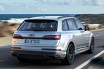 Audi Q7 60 TFSIe Black line Todo terreno Exterior Posterior-Lateral 5 puertas